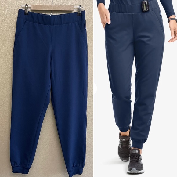 ๐ MOVEMENT Flat Front Scrub Pant Jogger Womens S Navy Blue NWOT - Picture 1 of 13